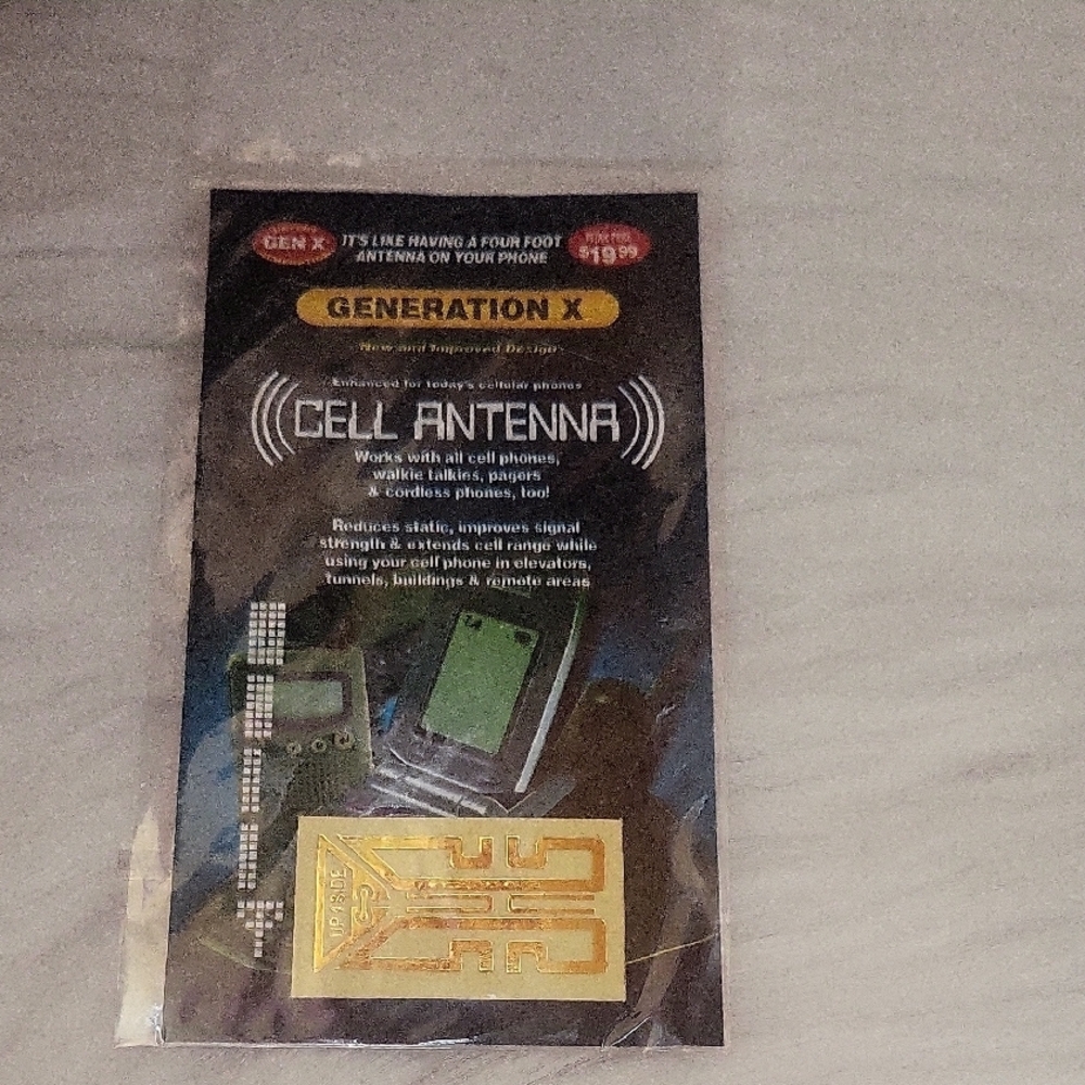 GENERATION Y Cell Antenna - Gold